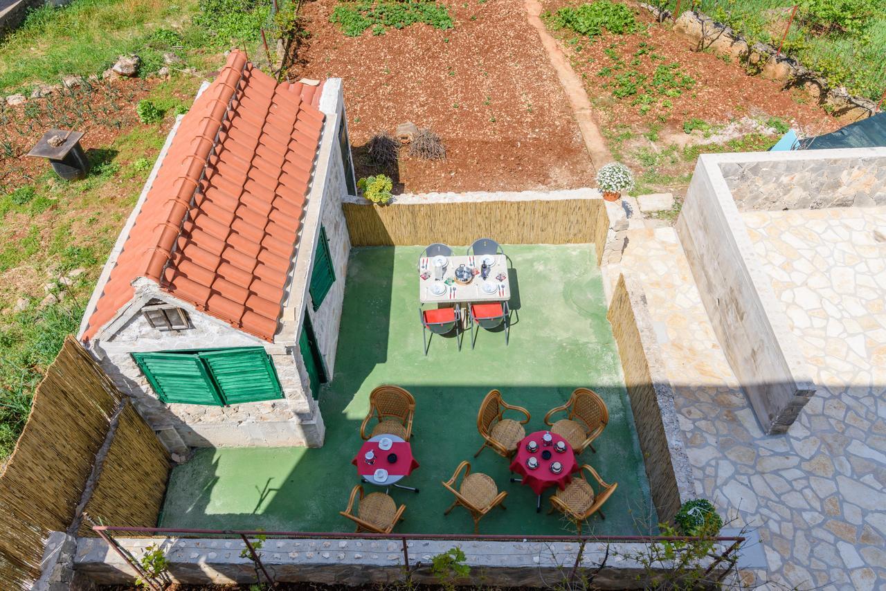 Apartmani Marko I Ana Маріна Екстер'єр фото