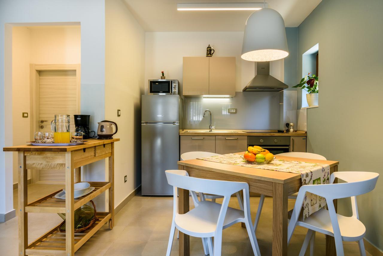 Apartmani Marko I Ana Маріна Екстер'єр фото